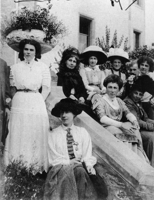Emmeline Pankhurst and her supporters