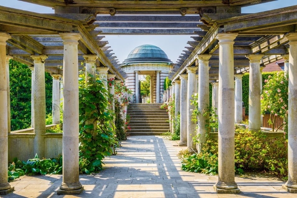 The Hill Garden and Pergola