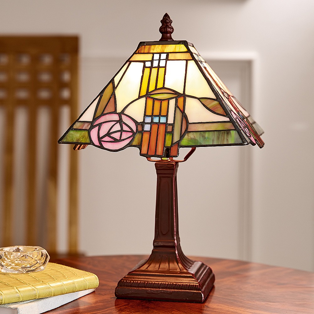 Rose stained glass table lamp