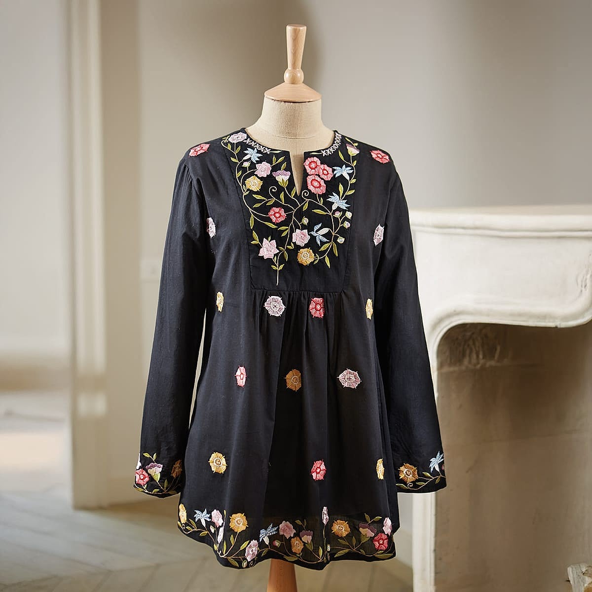 Dutch Floral Embroidery-Inspired Cotton Tunic